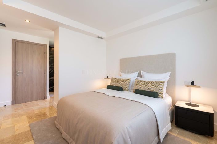 Image No.21-Propriété de 4 chambres à vendre à Montenegro