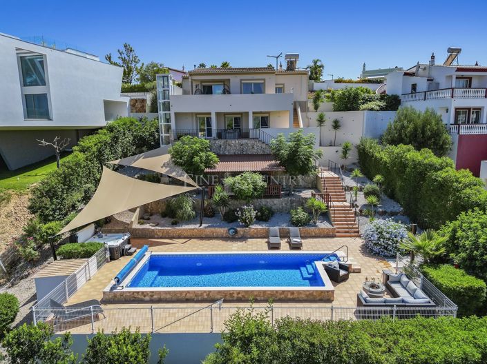 Image No.1-Propriété de 3 chambres à vendre à Carvoeiro