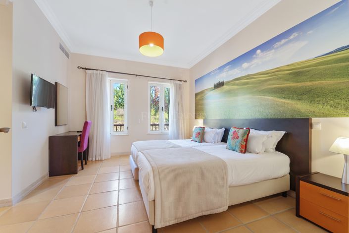 Image No.13-3 Bed Semi-Detached for sale