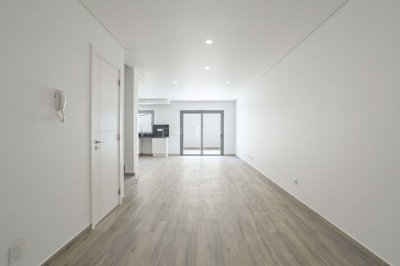 2104-350839-b952a8cbdbc2fd66601ce91bb265b9cce