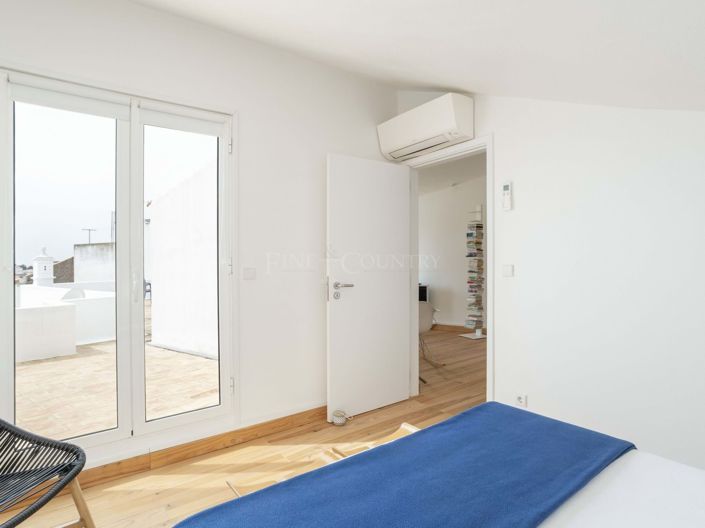 Image No.25-3 Bed Townhouse for sale