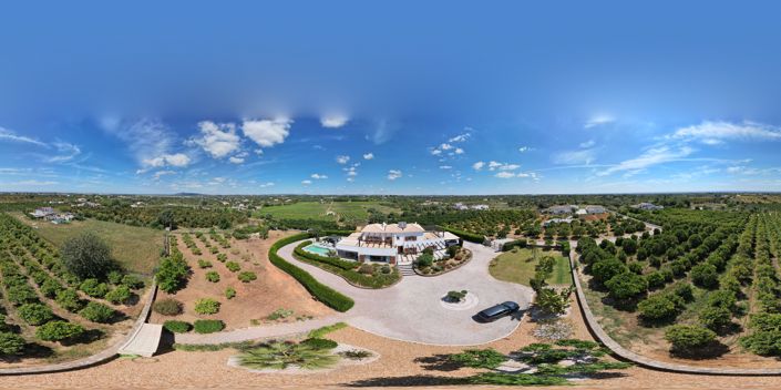 Image No.38-4 Bed Property for sale