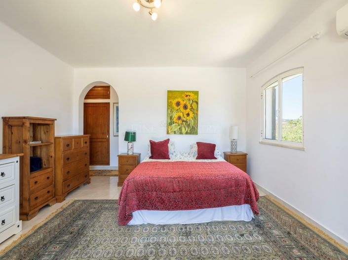 Image No.17-4 Bed Villa for sale