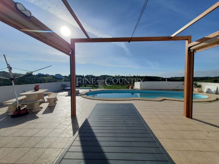 Image No.16-3 Bed Property for sale