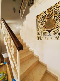 2104-350624-b952a8cbdbc2fd66601ce91bb265b9cce