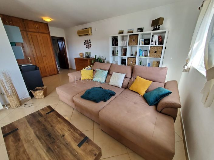 Image No.8-3 Bed Property for sale