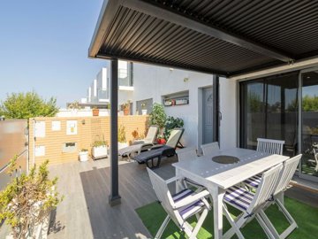 2104-352302-b952a8cbdbc2fd66601ce91bb265b9cce