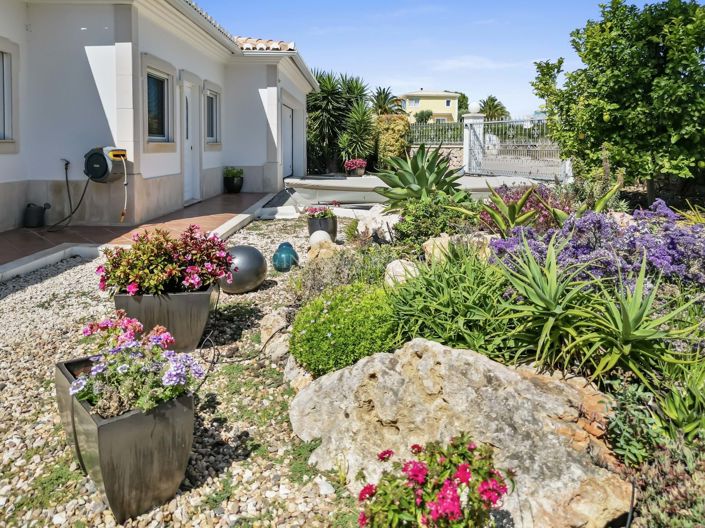 Image No.31-7 Bed Property for sale