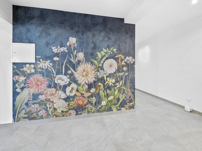 Image No.70-7 Bed Property for sale