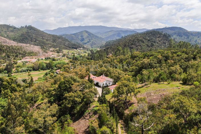 Image No.1-5 Bed Property for sale