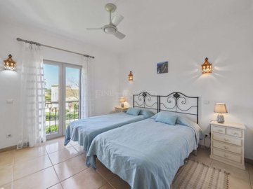 2104-349842-b952a8cbdbc2fd66601ce91bb265b9cce