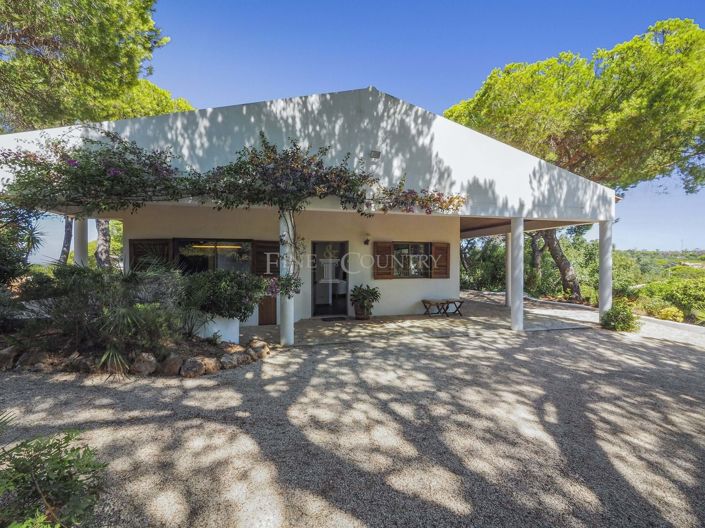 Image No.1-3 Bed Property for sale