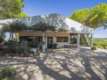 3 Bed Property for sale