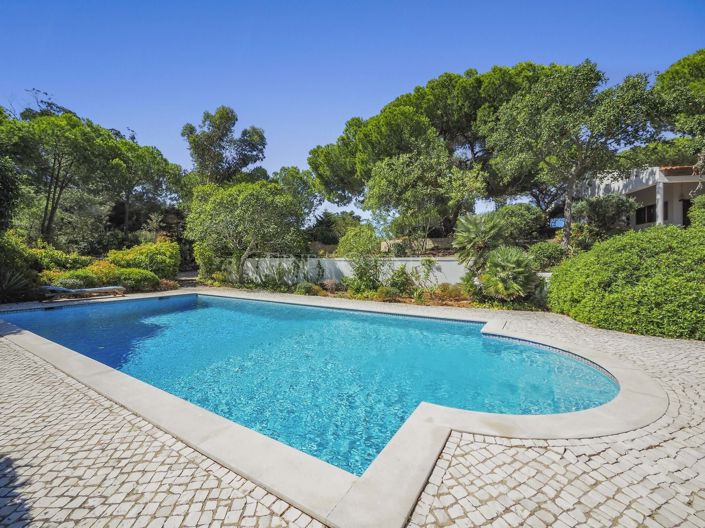 Image No.15-3 Bed Property for sale