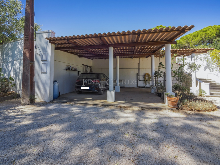 Image No.27-3 Bed Property for sale