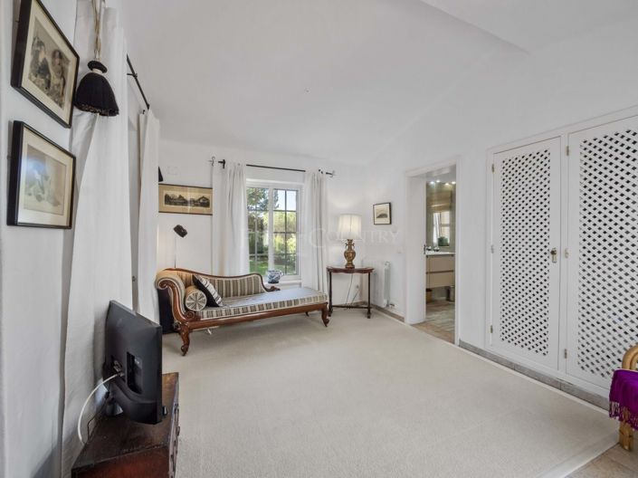 Image No.32-4 Bed Villa for sale