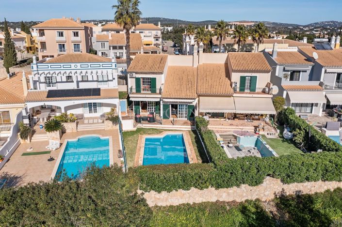 Image No.6-Jumelé de 3 chambres à vendre à Vilamoura