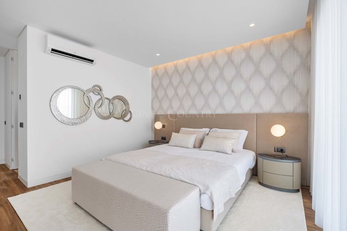 Image No.21-4 Bed Semi-Detached for sale