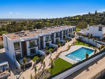 2104-245924-b952a8cbdbc2fd66601ce91bb265b9cce