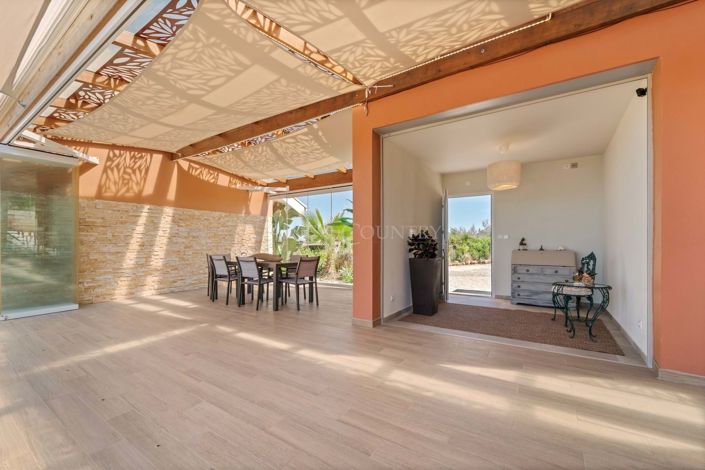 Image No.18-5 Bed Villa for sale