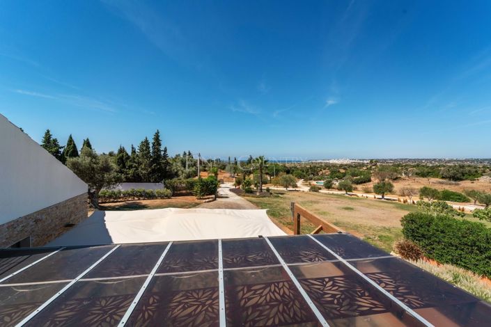 Image No.32-5 Bed Villa for sale