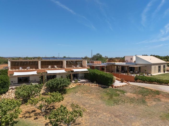 Image No.58-5 Bed Villa for sale