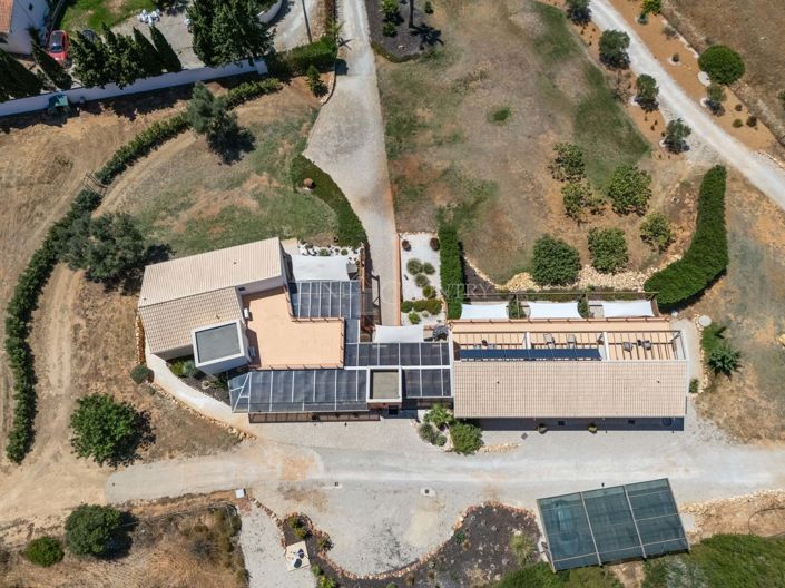 Image No.66-5 Bed Villa for sale