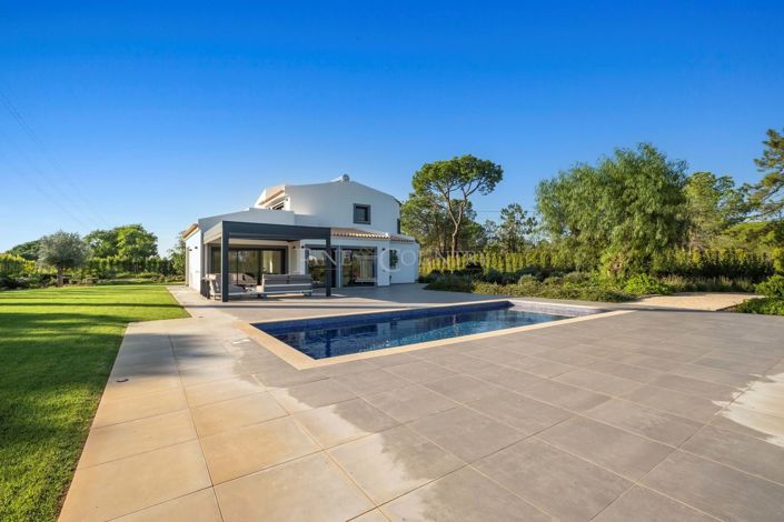 Image No.34-Propriété de 3 chambres à vendre à Ludo