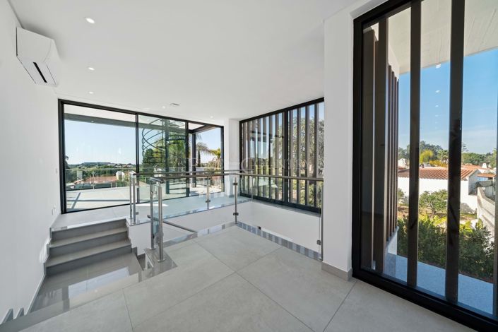 Image No.20-4 Bed Villa for sale