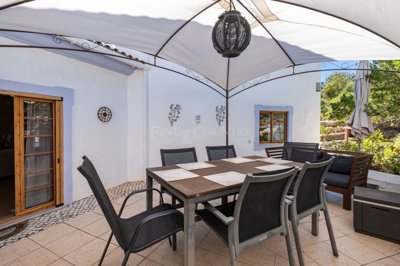 2104-349667-b952a8cbdbc2fd66601ce91bb265b9cce