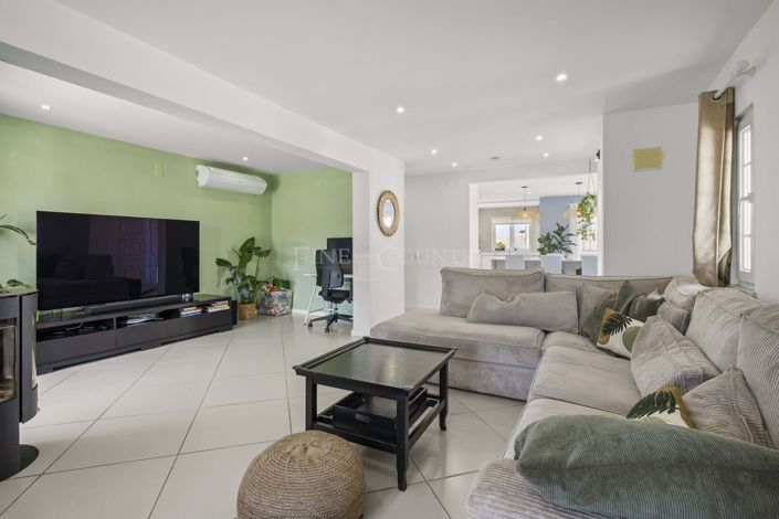 Image No.11-4 Bed Villa for sale