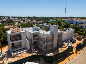 2104-343502-b952a8cbdbc2fd66601ce91bb265b9cce