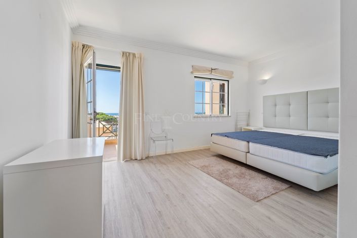 Image No.36-2 Bed Townhouse for sale