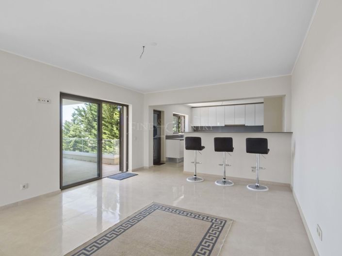 Image No.8-4 Bed Villa for sale