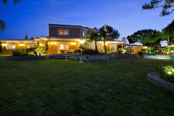 Image No.57-4 Bed Property for sale