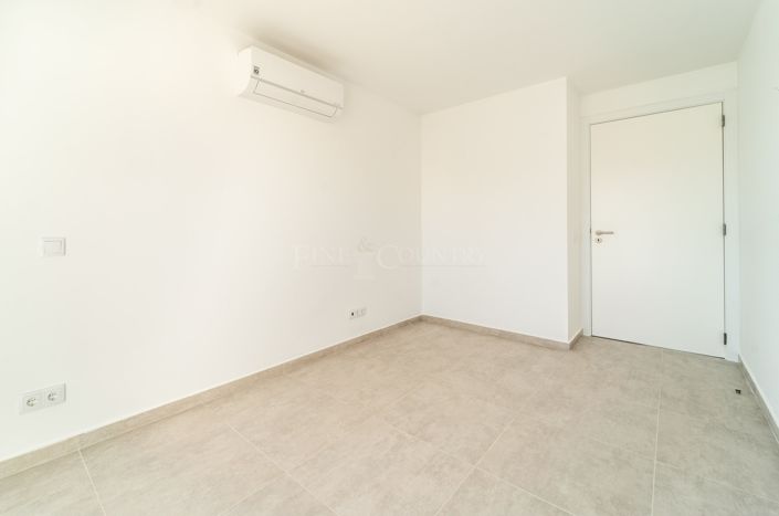 Image No.12-4 Bed Penthouse for sale