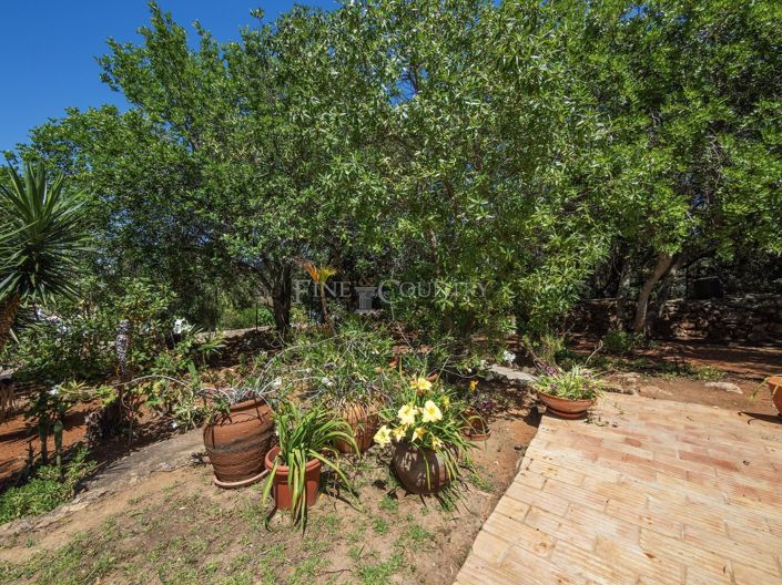 Image No.48-4 Bed Property for sale