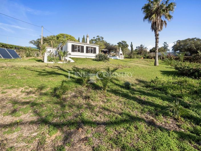 Image No.22-3 Bed Property for sale