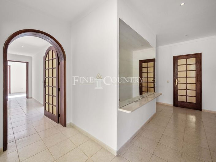 Image No.4-3 Bed Property for sale