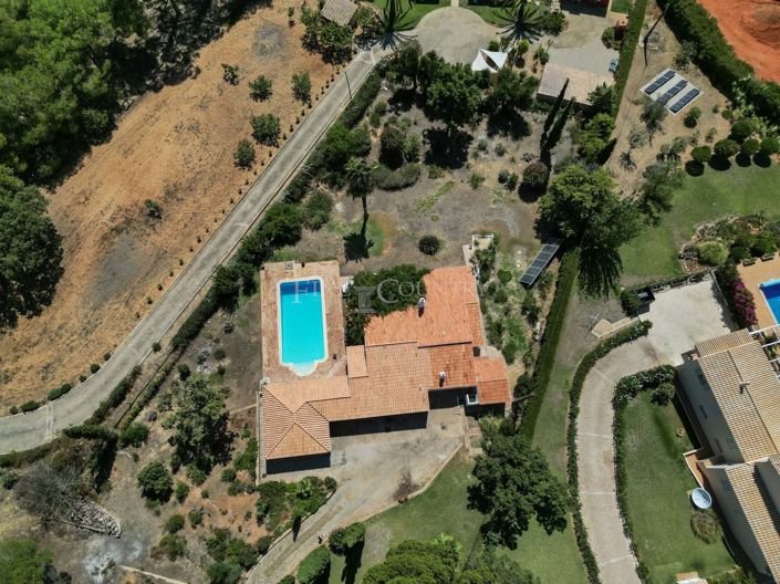 Image No.44-3 Bed Property for sale