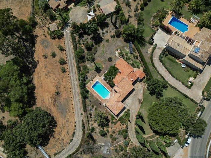 Image No.47-3 Bed Property for sale