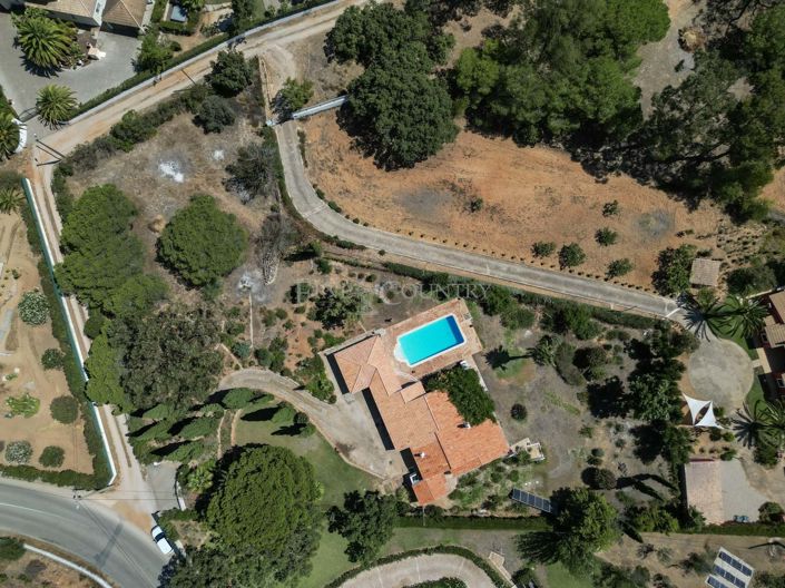 Image No.48-3 Bed Property for sale