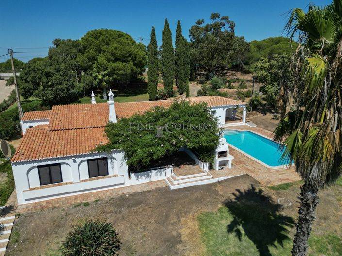 Image No.50-3 Bed Property for sale