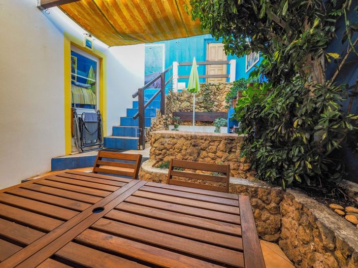 Image No.27-2 Bed Townhouse for sale