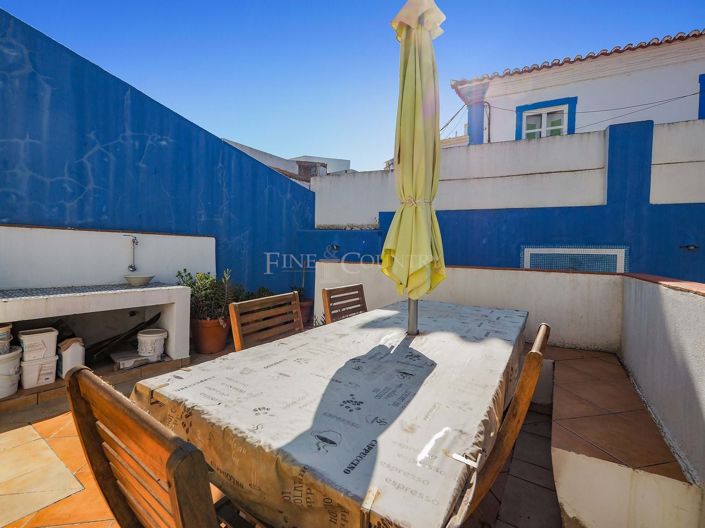 Image No.34-2 Bed Townhouse for sale