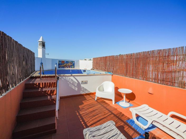 Image No.47-2 Bed Townhouse for sale