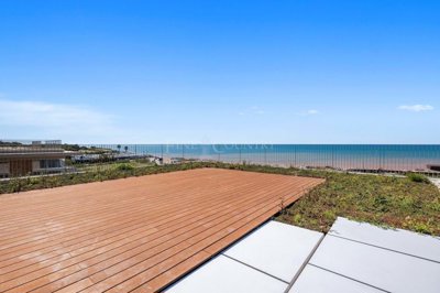 2104-126860-b952a8cbdbc2fd66601ce91bb265b9cce