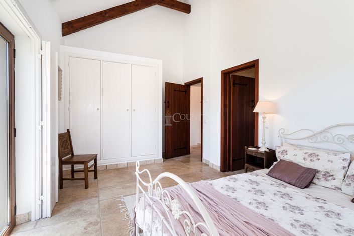 Image No.17-4 Bed Villa for sale