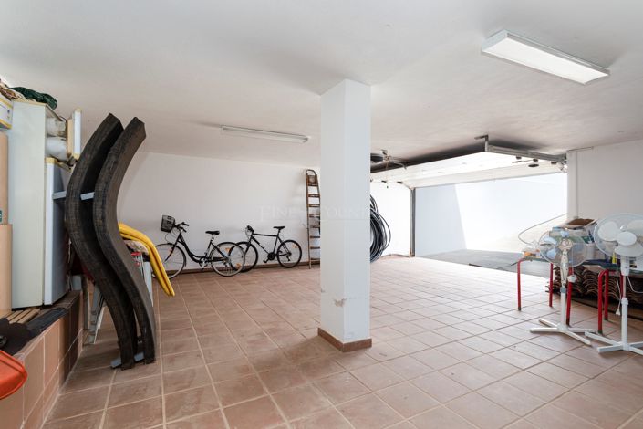 Image No.26-4 Bed Villa for sale