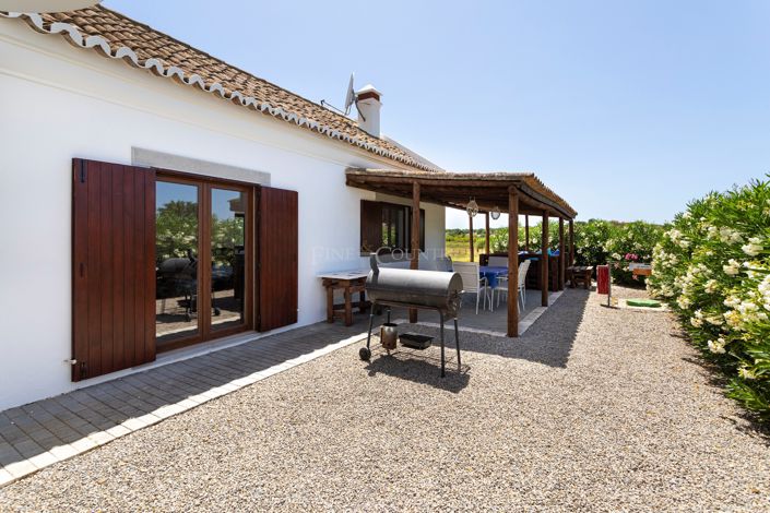 Image No.6-4 Bed Villa for sale